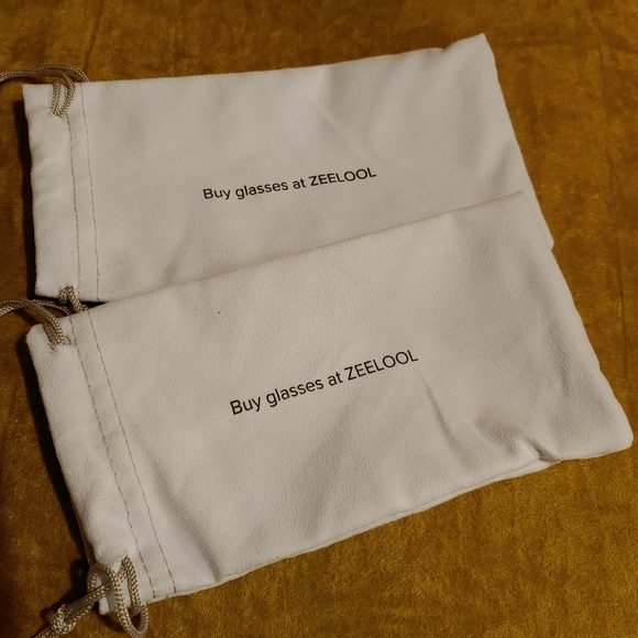 Eyeglasses Sunglasses Pouch Lot of 2 Travel Storage - Picture 2 of 3